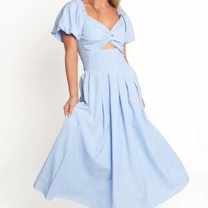 Petal and pup  CINTRA PUFF SLEEVE MAXI DRESS - BLUE size small